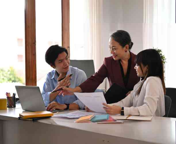 BEYOND THE CLOUD: Oracle eBusiness Suite Powers Business Transformation